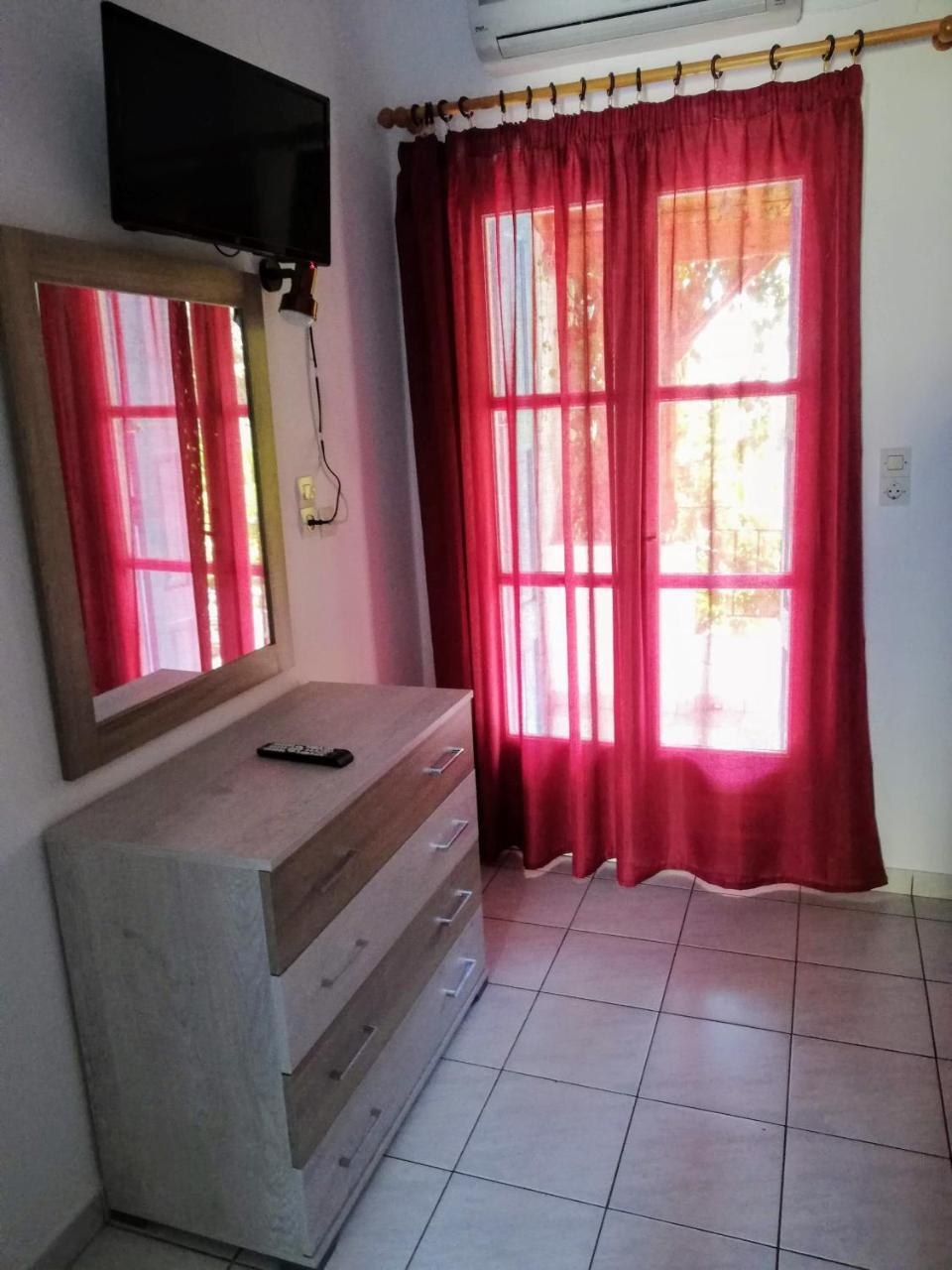 Apartments Jota Marathokampos Ngoại thất bức ảnh